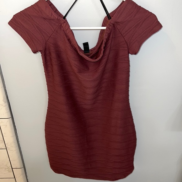 Windsor Deep Pink Bodycon Mini Dress Size Large - Picture 1 of 3